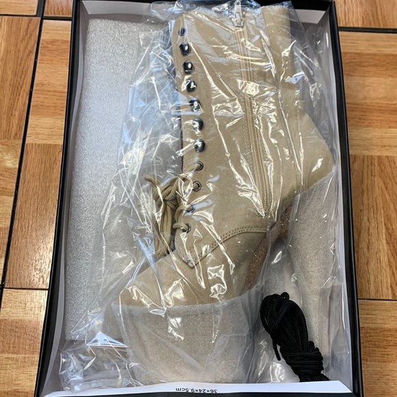 Pleaser Adore Beige Suede w/ Beige Sparkle - NWT 7 (Sold Out Online 1020fsmg) - Picture 3 of 7